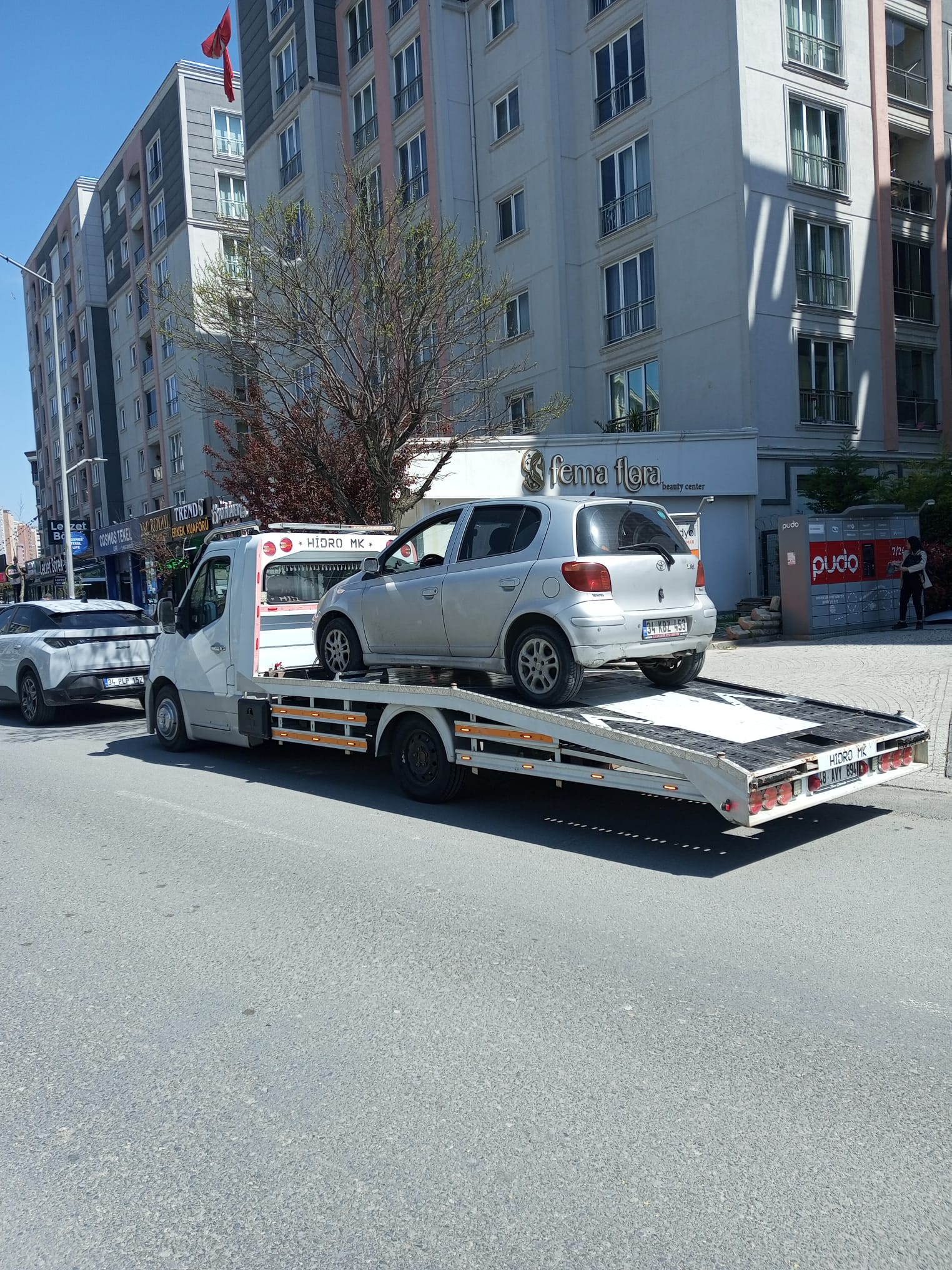 Oto kurtarma çekici